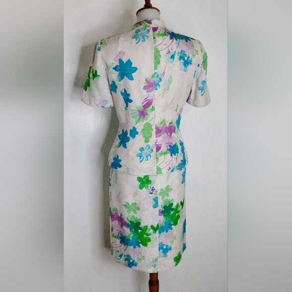 VINTAGE ADRIANA PAPELL FLORAL SILK ENSEMBLE - Picture 3 of 14